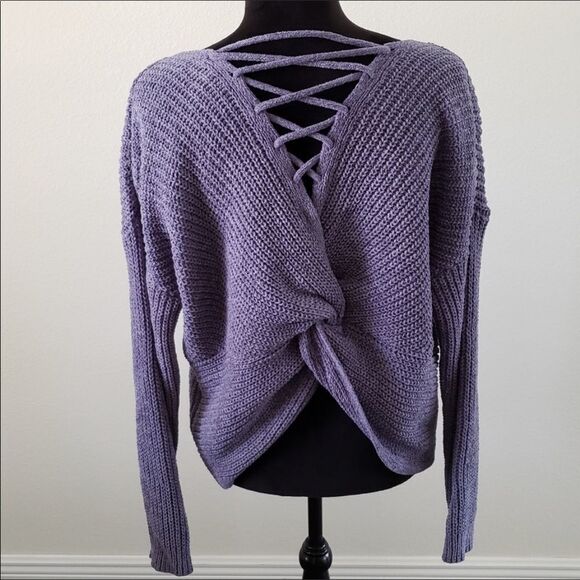 ✨ Pink Republic Twist Back Pullover Sweater✨ - Picture 7 of 12